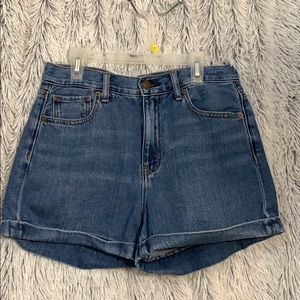 American Eagle mom shorts